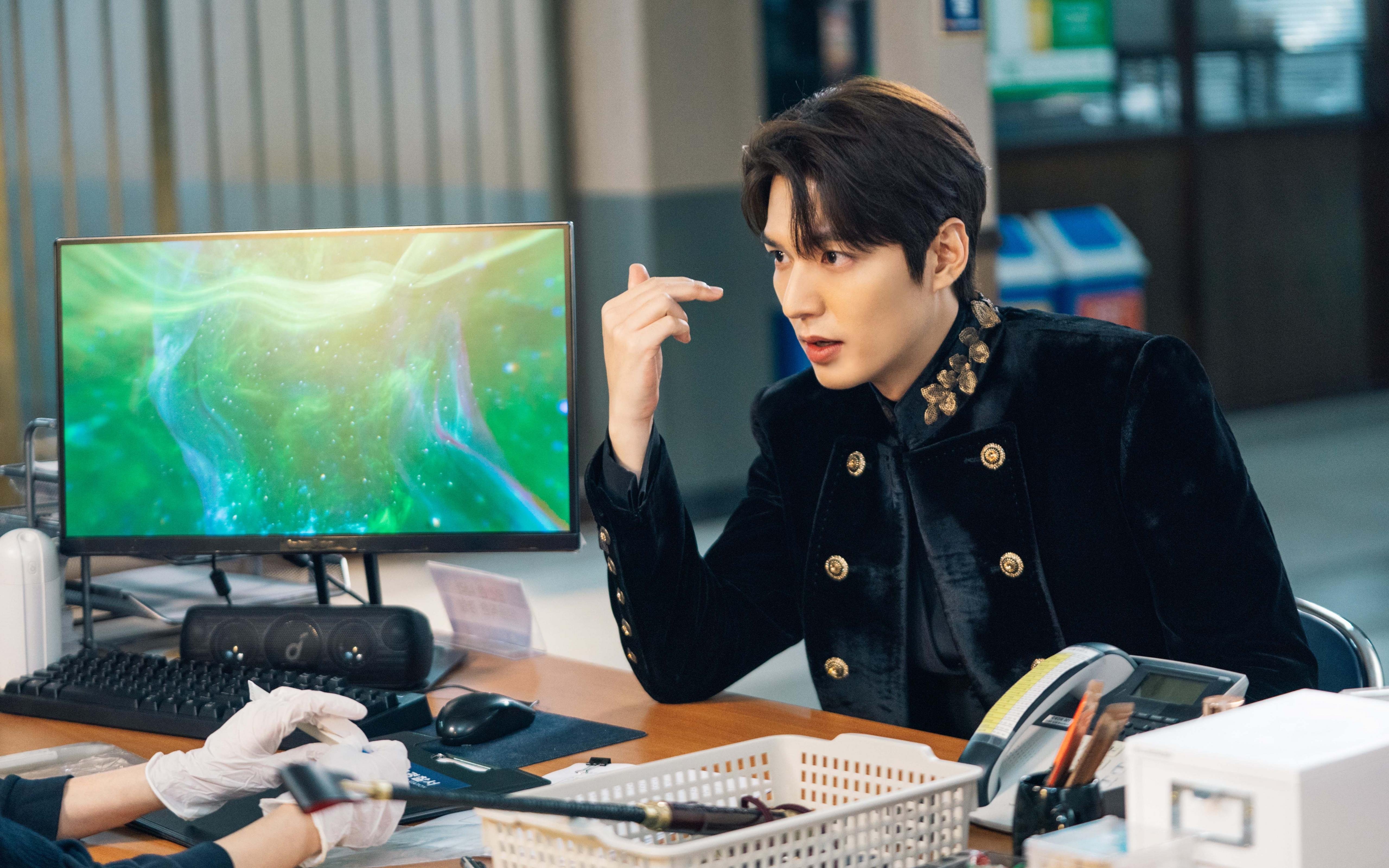 战术变革：欧冠中最具创新的打法潮流，欧战欧冠