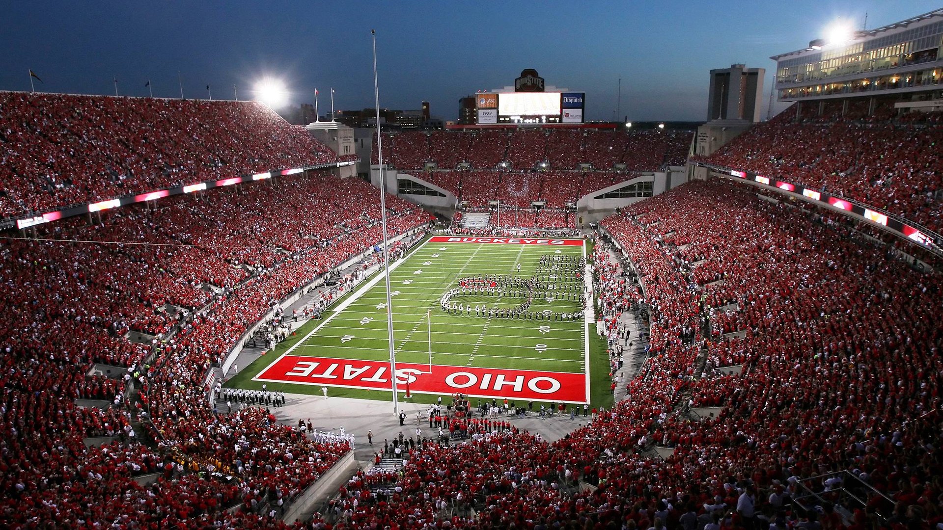 AYX GAME-独行侠三分火力爆发，单场命中纪录刷新队史，独行侠领先30分被逆转